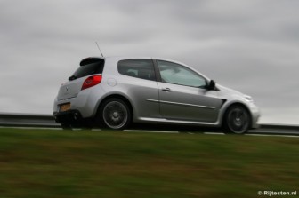 Renault Clio RS 2.0 16V  title=