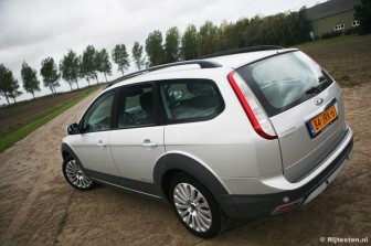 Ford Focus X-Road 1.8 16V Flexifuel : 