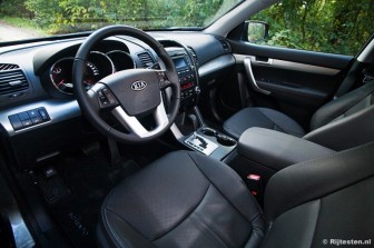 Kia Sorento 2.4  X-clusive 2WD: 