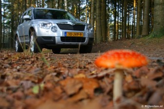 Skoda Yeti 2.0 TDI Elegance 4x4 title=