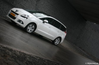 Peugeot 5008 1.6 THP GT: