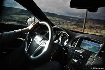 Opel Insignia OPC 2.8 V6 Turbo  title=