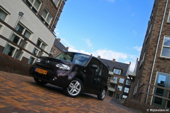 Nissan Cube 1.6 ZEN title=