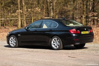 BMW 5 Serie 530d High Executive title=