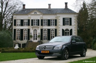 Mercedes-Benz C-Klasse Estate C200 CGI Business Class title=
