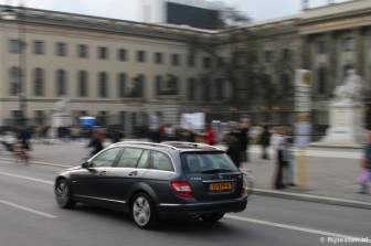 Mercedes-Benz C-Klasse Estate C200 CGI Business Class title=