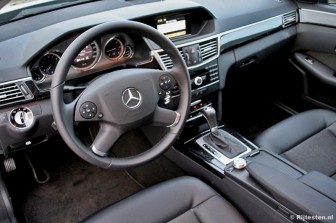 Mercedes-Benz E-Klasse Estate 220 CDI BE Avantgarde title=