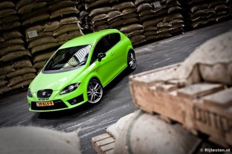 Seat Leon Cupra R  : 