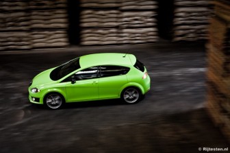 Seat Leon Cupra R  : 