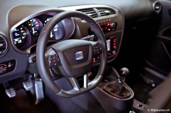 Seat Leon Cupra R  : 