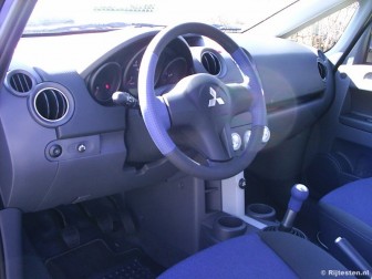 Mitsubishi Colt CZ5 1.5 d'Azur: Fris ogend interieur