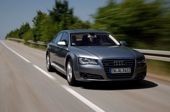 Audi A8L  : 
