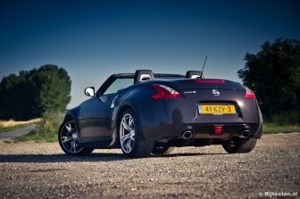 Nissan 370Z Roadster 3.7 V6 :