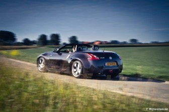 Nissan 370Z Roadster 3.7 V6 :