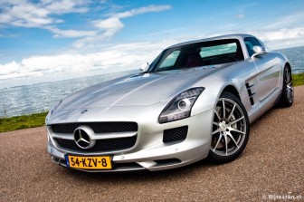 Mercedes-Benz SLS AMG   title=
