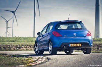 Peugeot 308 GTI  : 