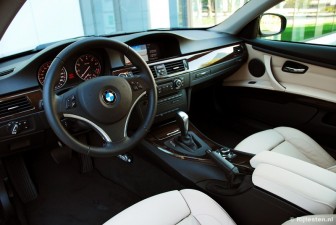 BMW 3 Serie Coup� 320i Corporate Lease High Executive title=