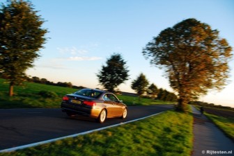 BMW 3 Serie Coup� 320i Corporate Lease High Executive title=
