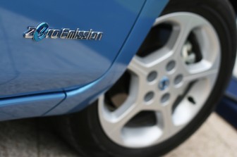 Nissan Leaf  : 