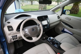 Nissan Leaf  : 