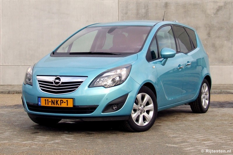 Test Opel Meriva 1.3 CDTi ecoFLEX Cosmo - Rijtesten.nl