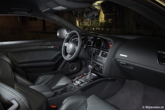 Audi RS 5 Coup� 4.2 FSI quattro  : 