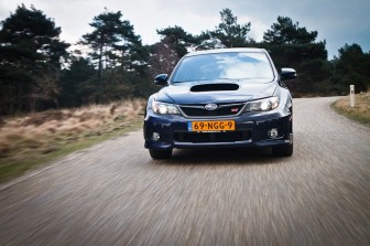 Subaru WRX STi 2.5T Sport Executive: 