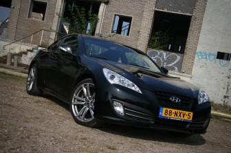 Hyundai Genesis Coup� 3.8 V6  title=