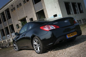Hyundai Genesis Coup� 3.8 V6  title=