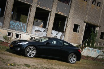 Hyundai Genesis Coup� 3.8 V6  title=