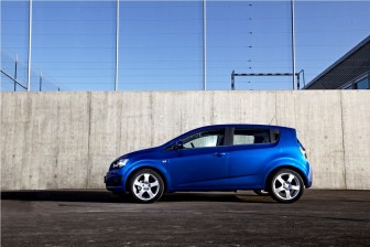 Chevrolet Aveo 1.4 LT title=