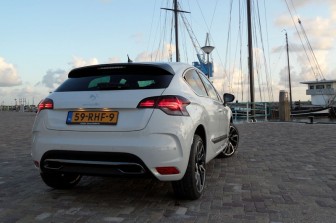 Citro�n DS4 1.6 THP 200 Sport Chic title=