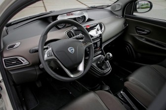 Lancia Ypsilon 0.9 TwinAir Gold title=