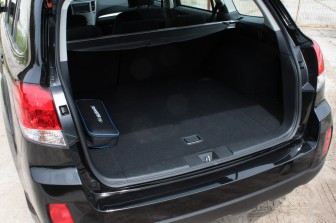 Subaru Outback 2.5i Luxury: 