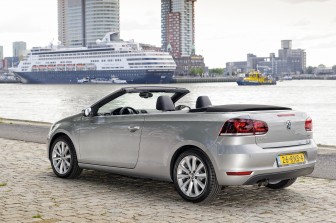 Volkswagen Golf Cabrio 1.2 TSI  title=