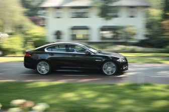 Jaguar XF 2.2D : 