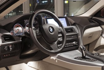 BMW 6 Serie Coup� 640i High Executive title=