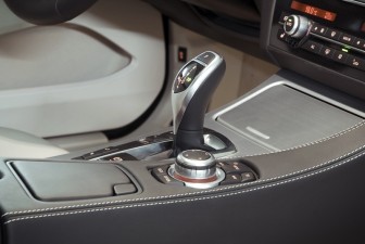 BMW 6 Serie Coup� 640i High Executive title=