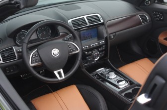 Jaguar XK Convertible 5.0 V8 Portfolio: 