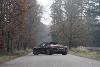 Audi R8 Spyder 5.2 FSI quattro: 