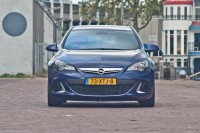 Opel Astra GTC OPC  