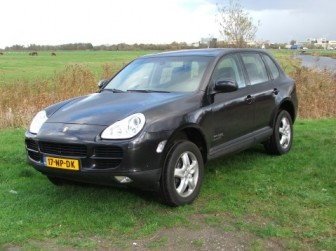 Porsche Cayenne 3.2 V6