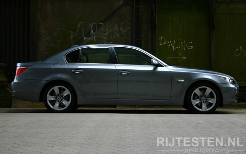 Wallpaper BMW 5 Serie downloaden