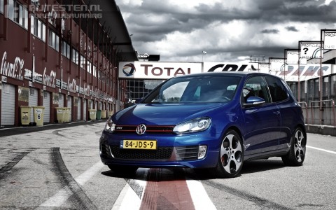 Wallpaper Volkswagen Golf GTI downloaden