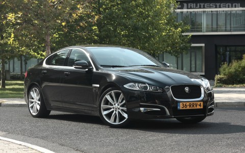 Wallpaper Jaguar XF downloaden