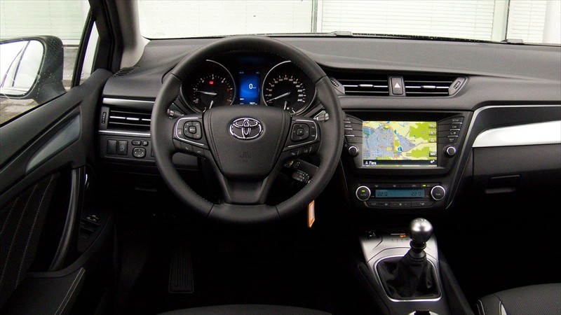 Toyota Avensis Touring Sports 1.6 D-4D-F Lease Pro