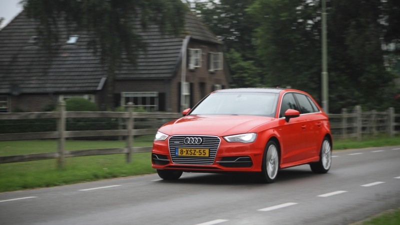 Audi A3 Sportback e-tron  1.4 TFSI S tronic Ambition Pro Line Plus 