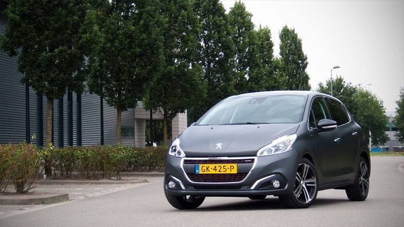 Peugeot 208 1.2 PureTech GT-Line