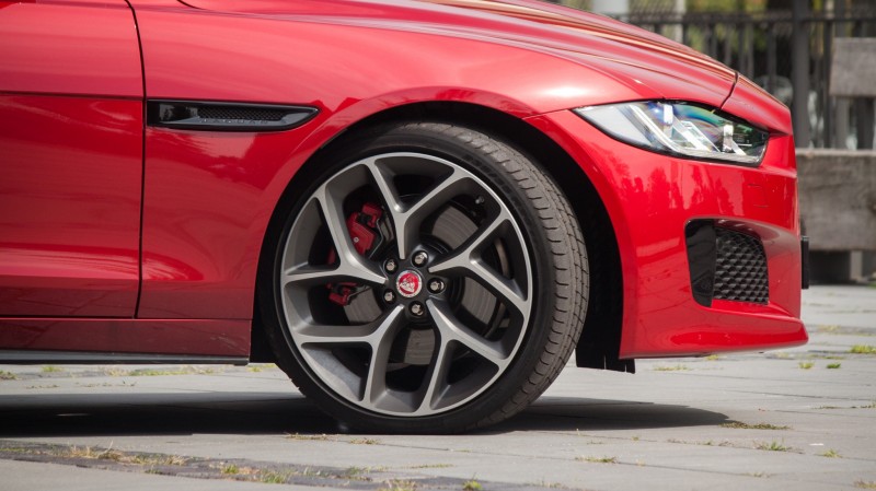 Jaguar XE 3.0 S