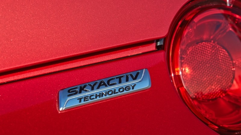 Mazda MX-5 Roadster 2.0 SkyActiv-G 160 GT-M